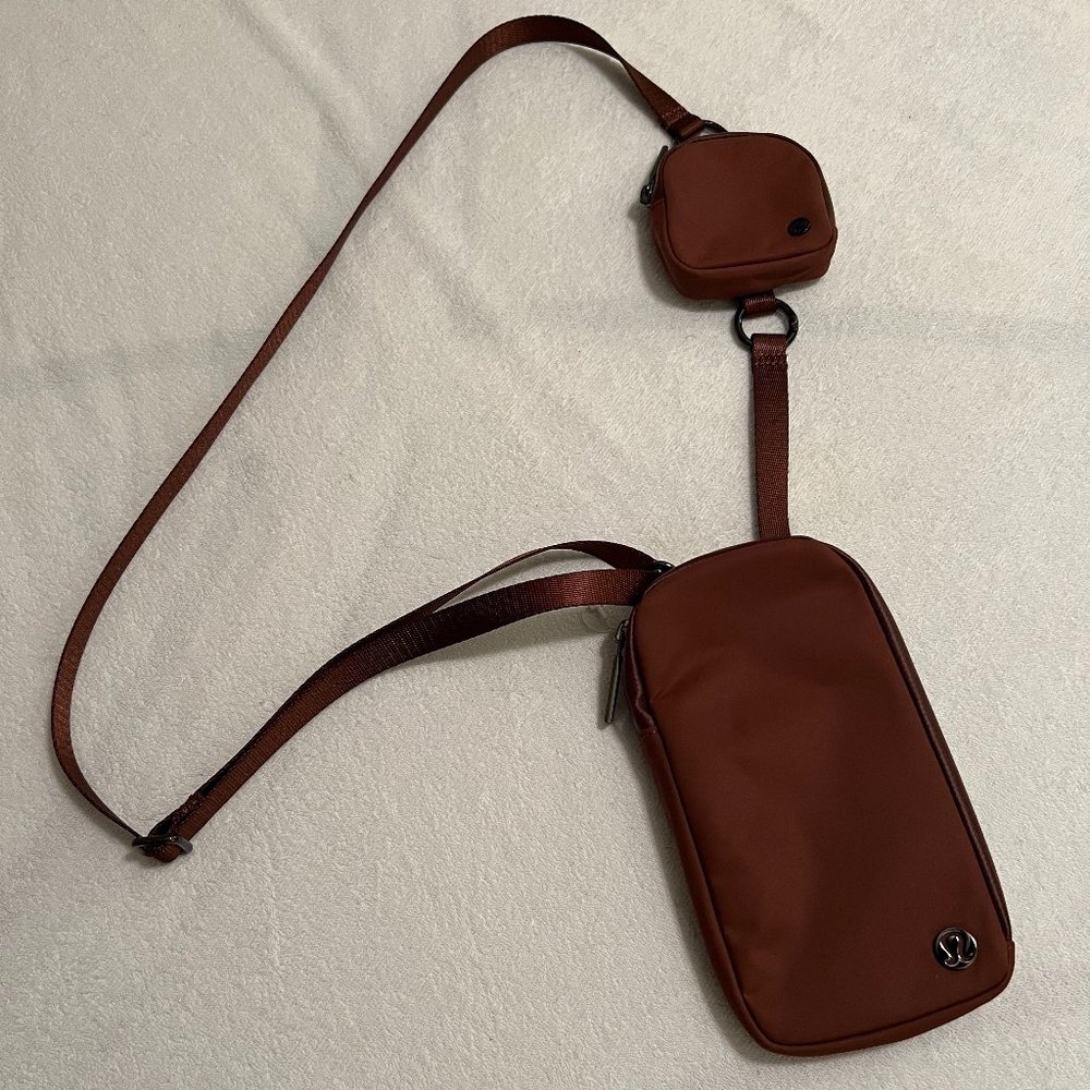 Lululemon Modular Phone Crossbody Bag - Brick Red / Orange (New)